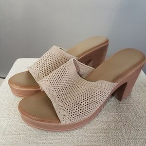 WOMENS UNBRANDED BEIGE KNIT BLOCK HEEL SZ 39 , 8-8½